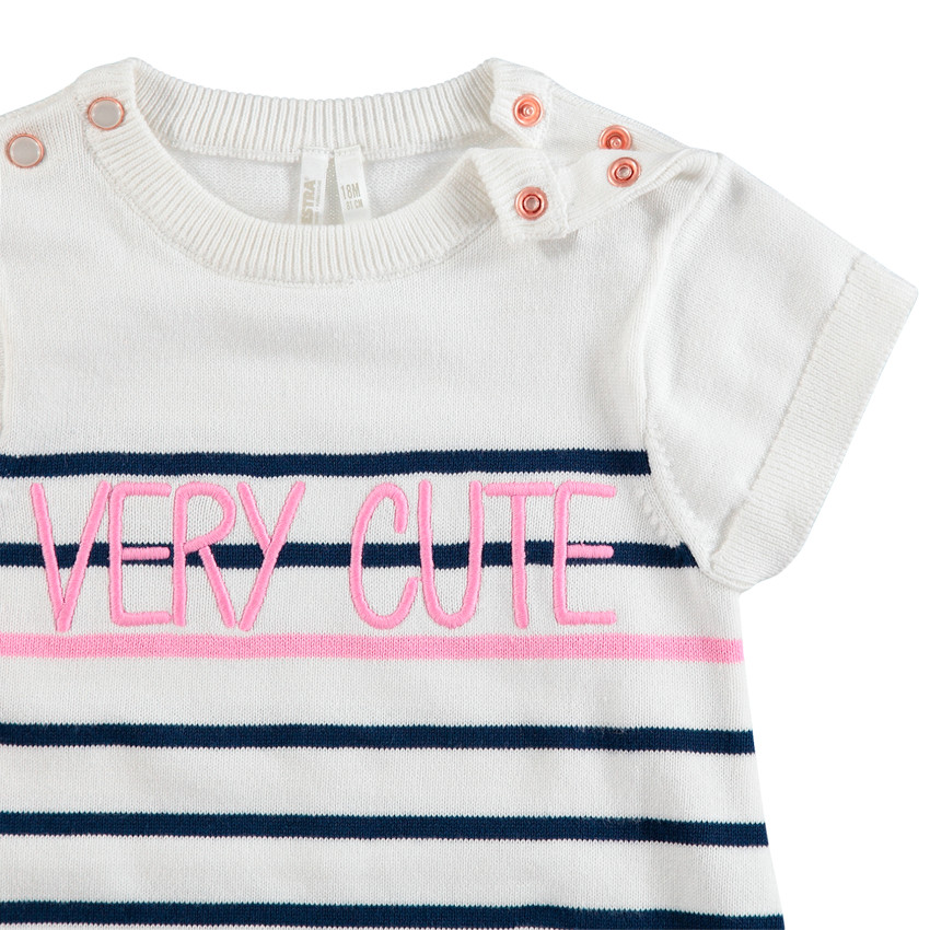 Robe manches courtes à rayures en jacquard et inscription brodée 