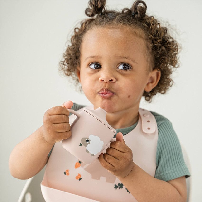 Tasse d'apprentissage en silicone Tiny farm Rose 