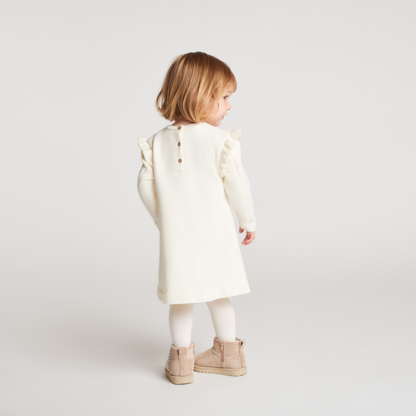 Robe tricot bébé fille broderies fleuries 