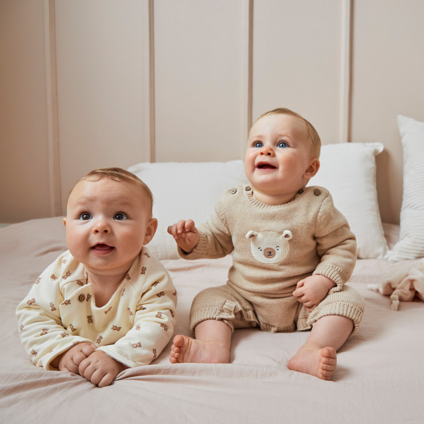 Combinaison naissance en tricot doublée velours 