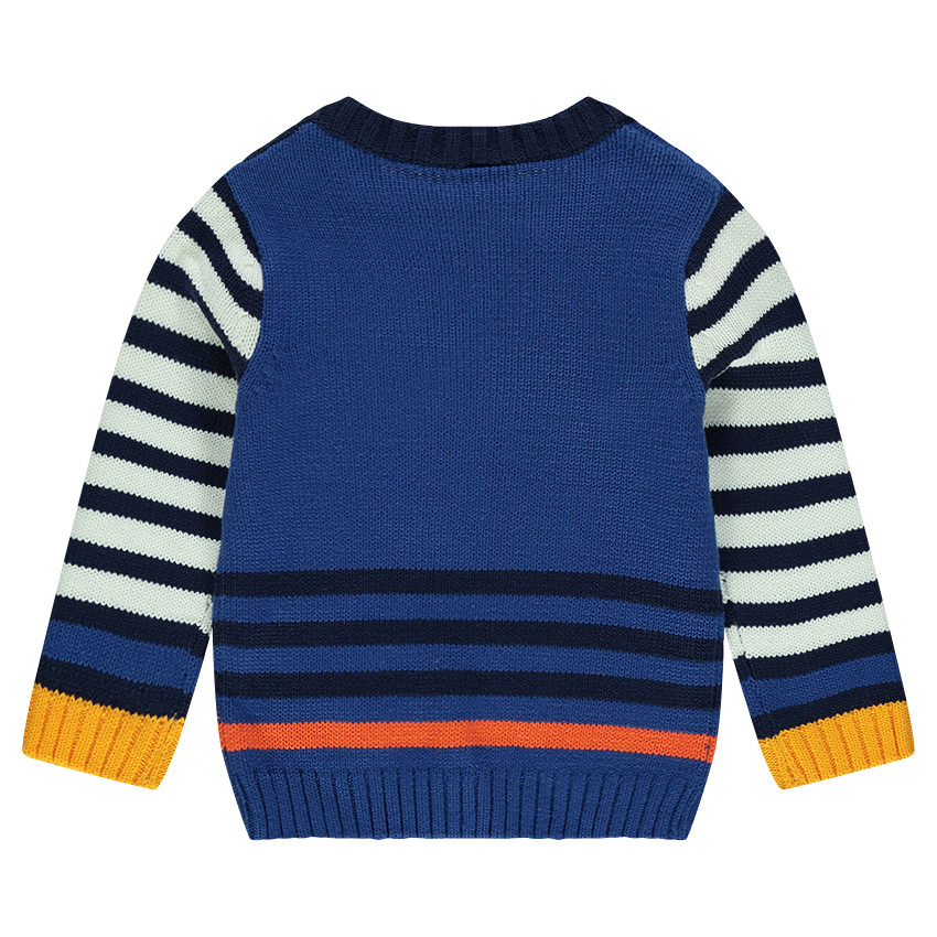 Pull en tricot avec fusée brodée 
