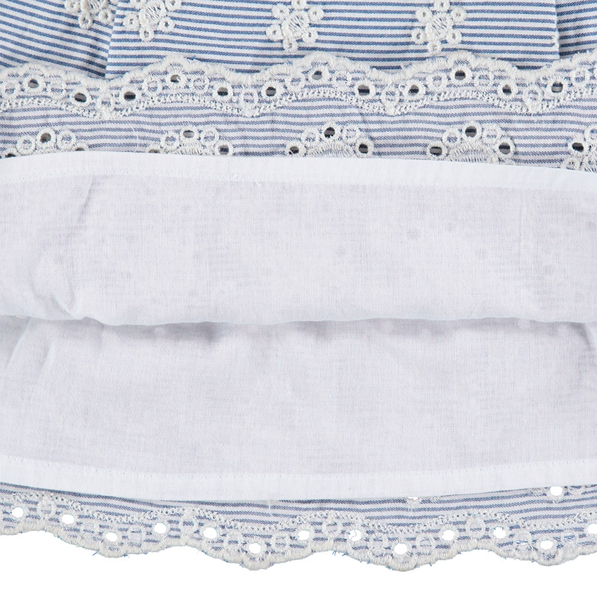 Robe manches courtes à rayures verticales et motifs brodés 