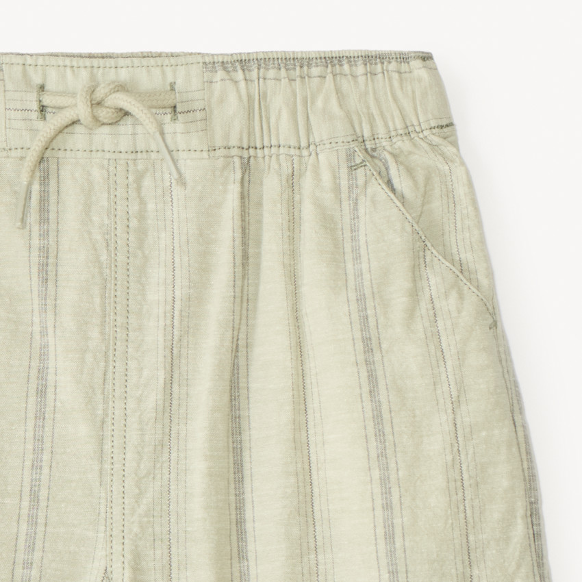 Bermuda en toile à fines rayures pour garçon 