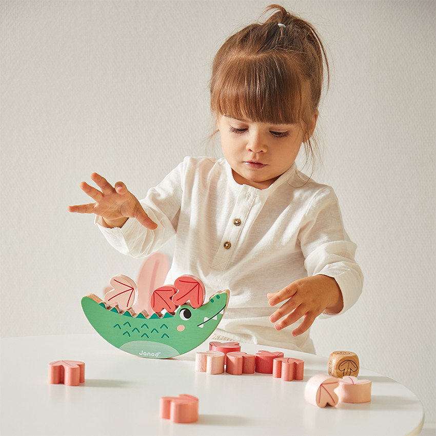 Coffret de 4 jouets de concentration et de précision Janod Box 24M 