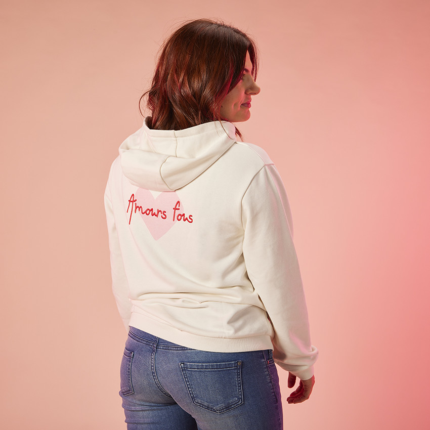 Sweat molleton oversize printé et brodé cœurs pour femme 