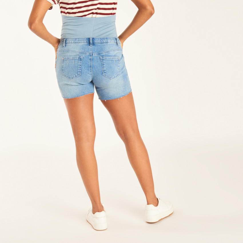 Short de grossesse en jean effet usé avec bandeau haut 