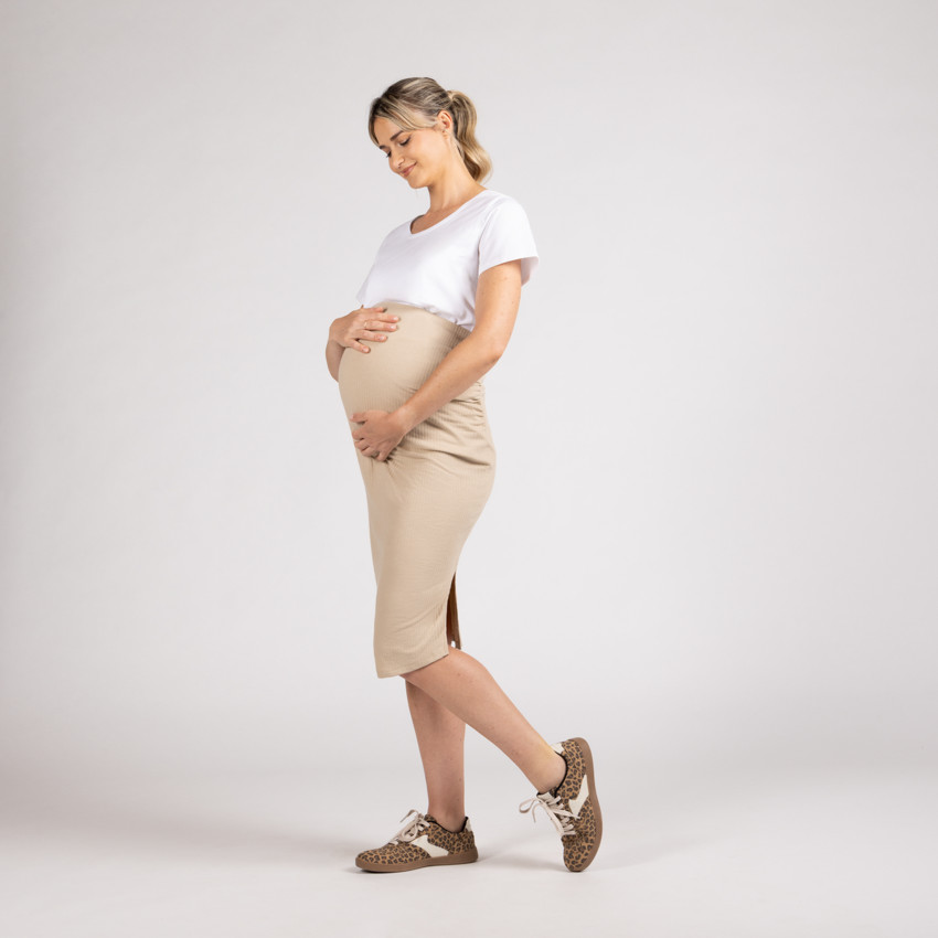 Jupe de grossesse mi-longue moulante effet côtelé 