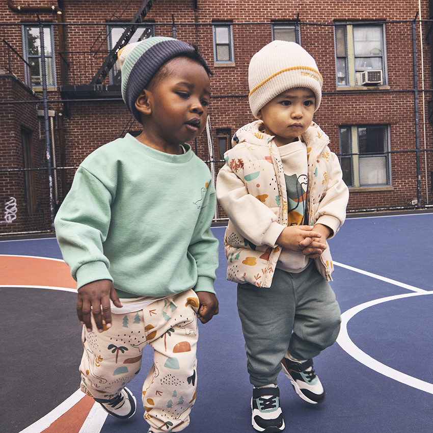 Bonnet en tricot avec écriture brodé pour bébé garçon  