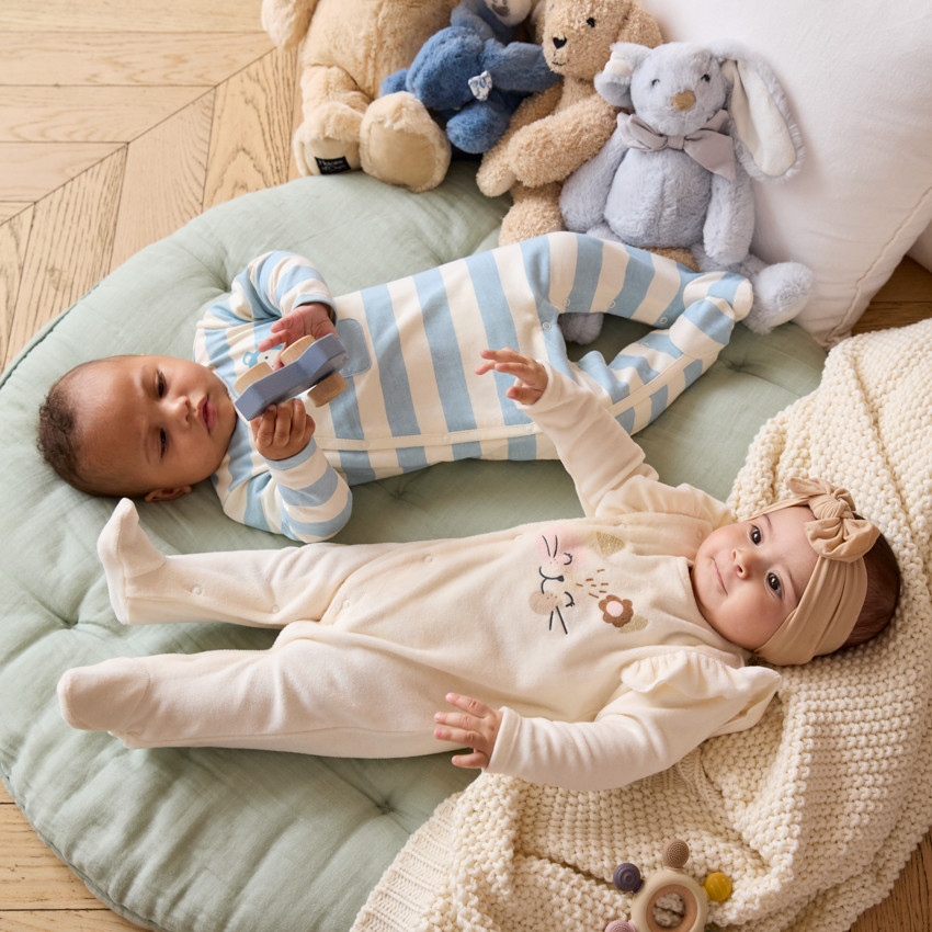 Lot de 2 dors-bien fantaisie en velours pour bébé fille avec ouvertures différentes selon l'âge 