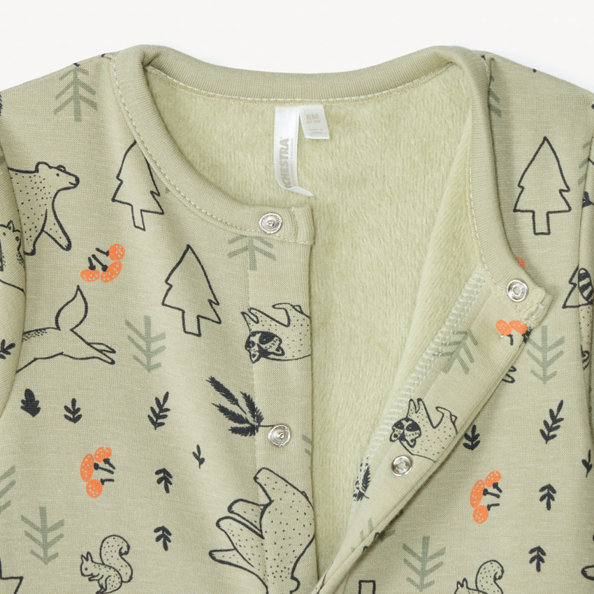 Dors-bien imprimé forêt pour bébé garçon avec ouvertures différentes selon l'âge 