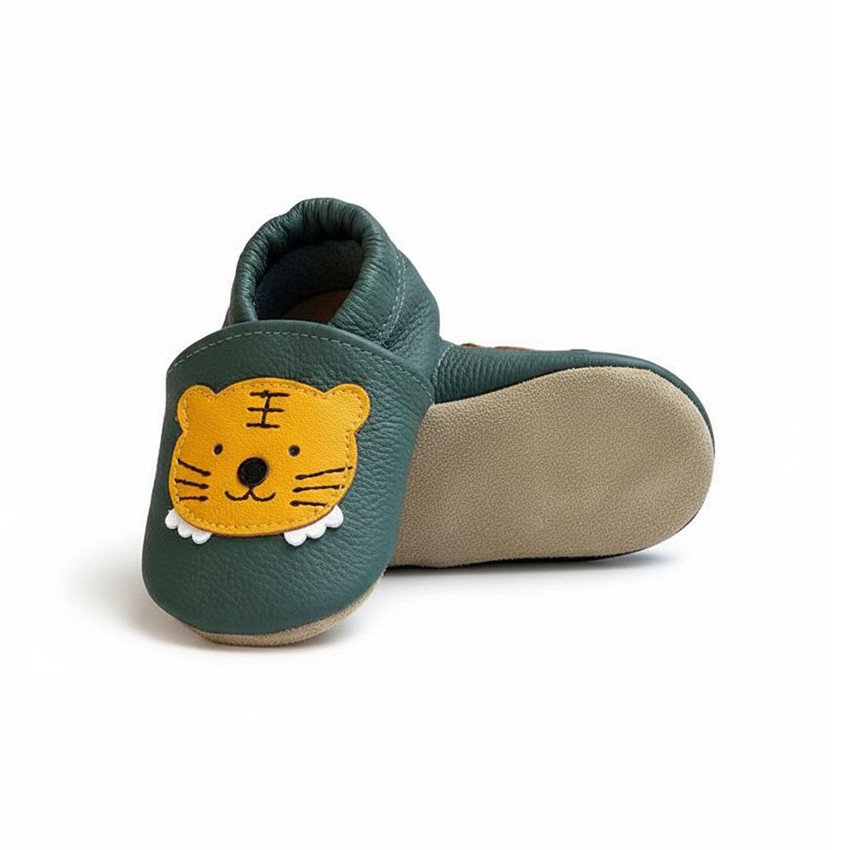 Chaussons bébé en cuir 6-12M Léo le lionceau vert