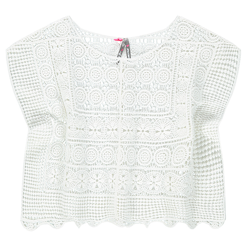 Poncho en dentelle crochet 