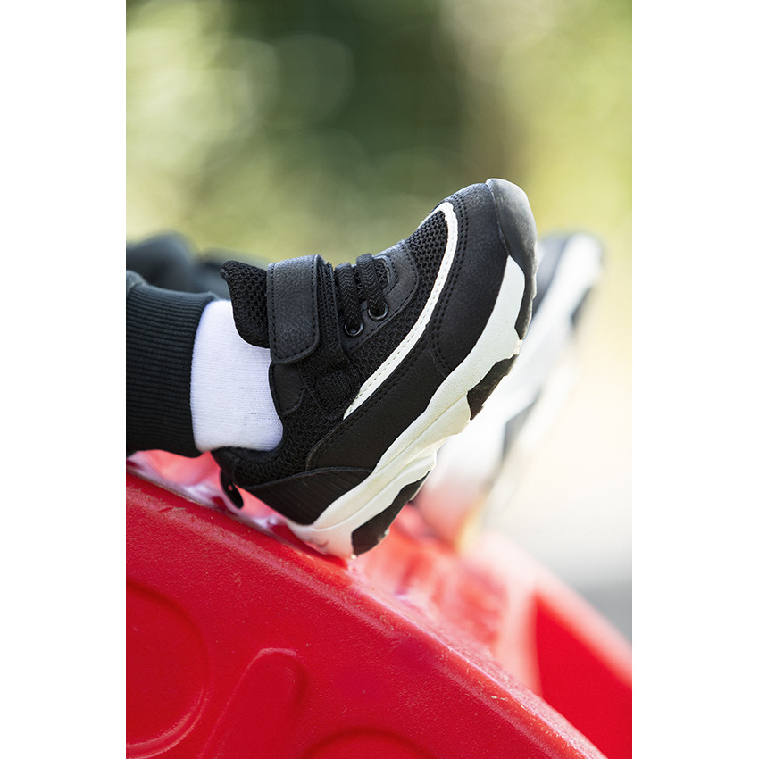 Baskets de sport empiècement en mesh et simili cuir pour garçon 