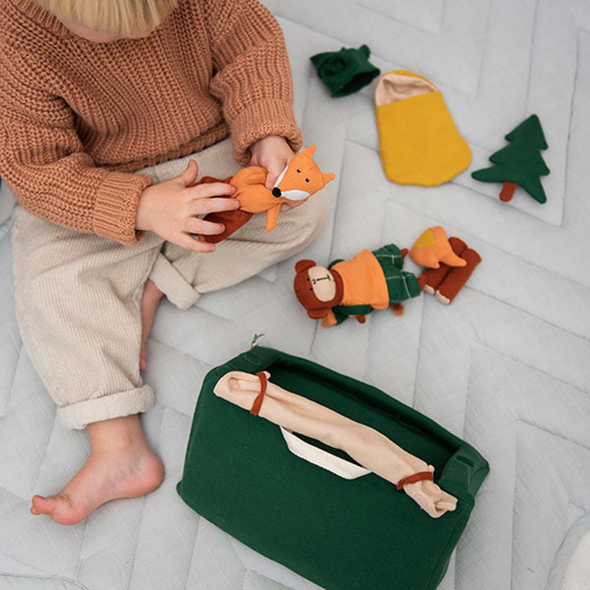 Ensemble de jeu Puppet World L - Camping 