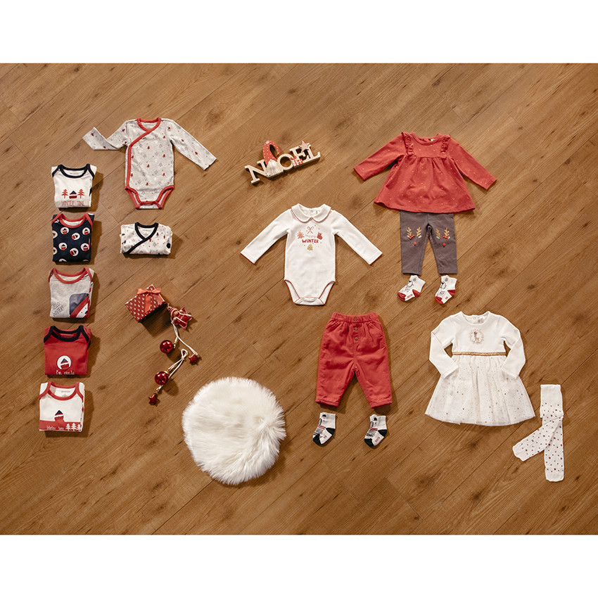 Robe de fêtes manches longues à tulle étoilé 