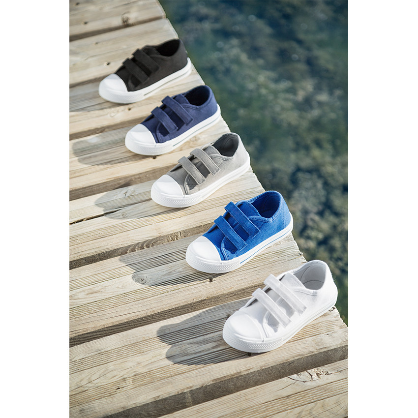 Baskets basses en toile à scratchs du 24 au 27 