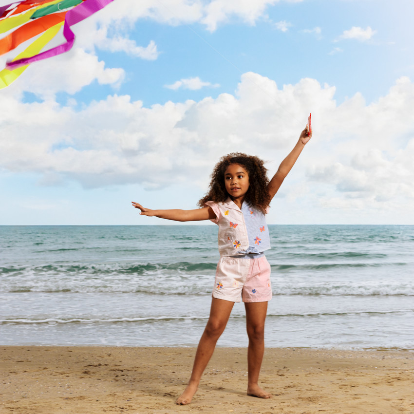 Chemise manches courtes en seersucker avec broderie pour fille  