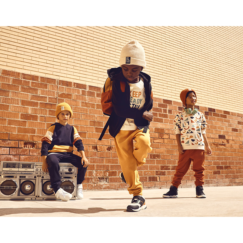 Bonnet en tricot côtelé uni pour garçon 