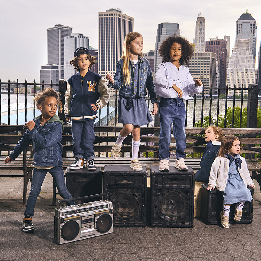 Chemise manches longues en toile avec empiècement volanté pour fille  