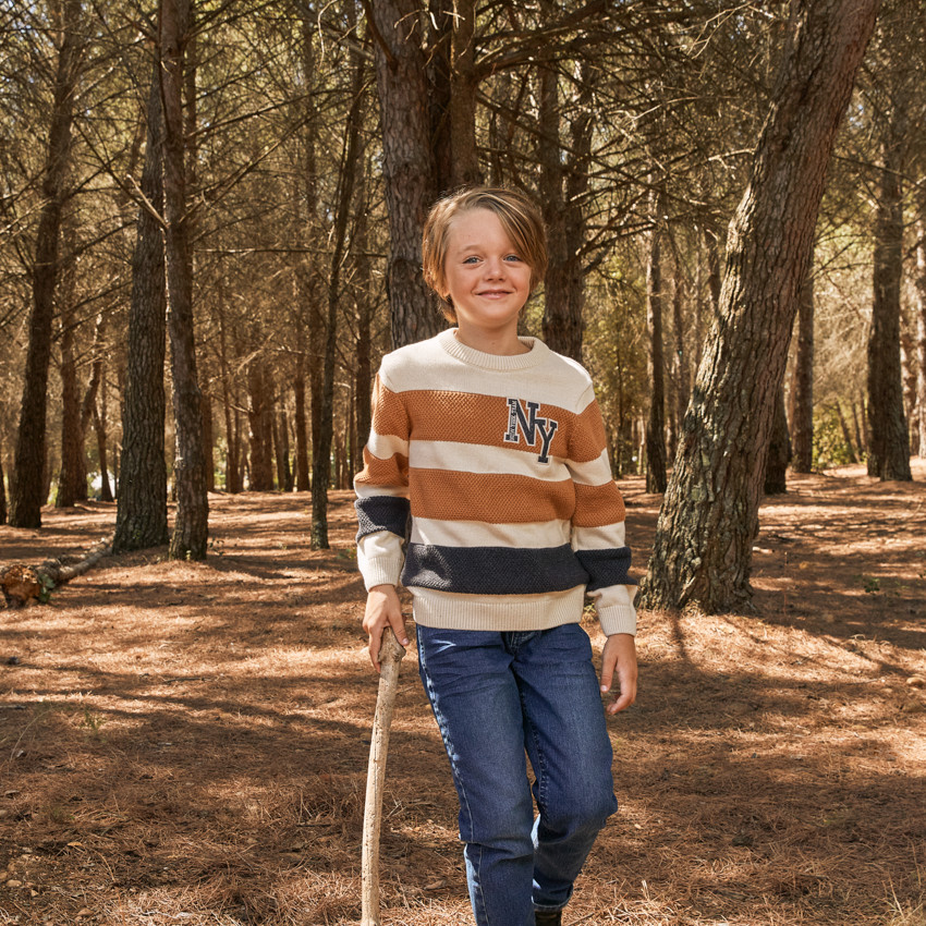 Pull en tricot fantaisie rayé avec patch pour garçon 
