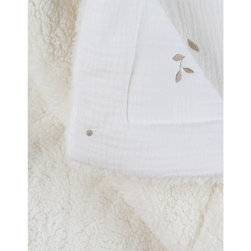 Couverture brodée feuille 100x140 Mousseline & Sherpa Blanc 
