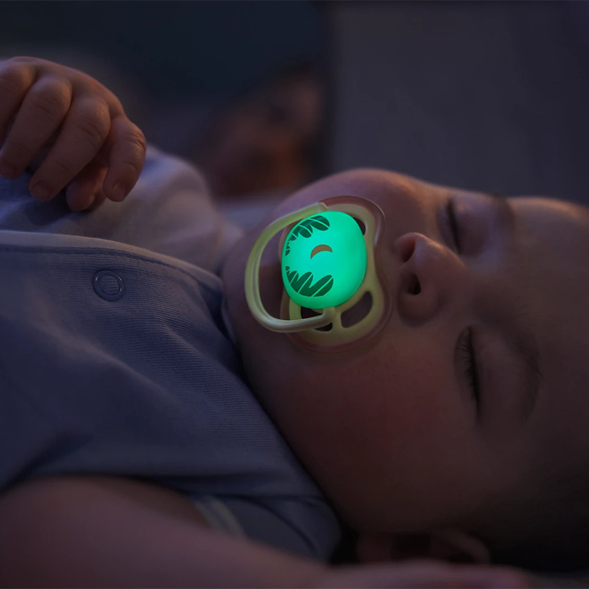 Lot de 2 sucettes silicone 0-6M Ultra Air jour/nuit mix 