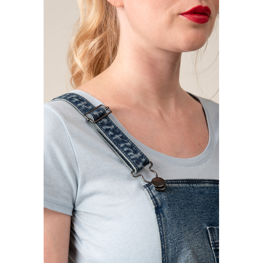 Salopette de grossesse en jean à effet délavé et froissé 