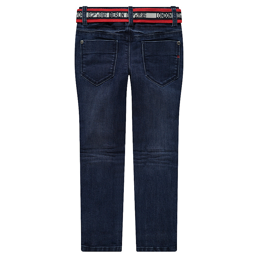 Jean effet used et crinkle avec ceinture rouge imprimée amovible 
