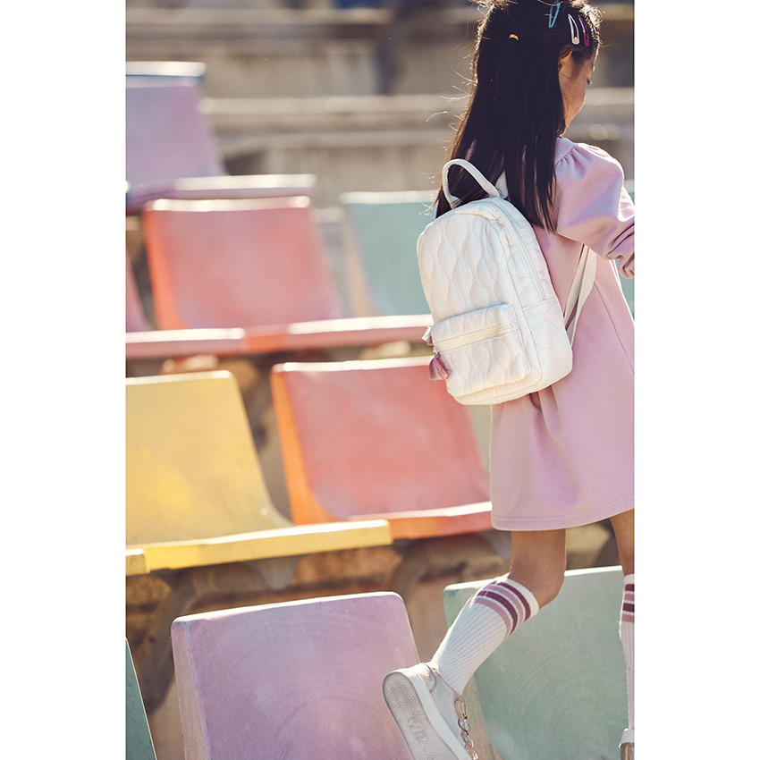 Sac à dos matelassé à pompon pour fille 