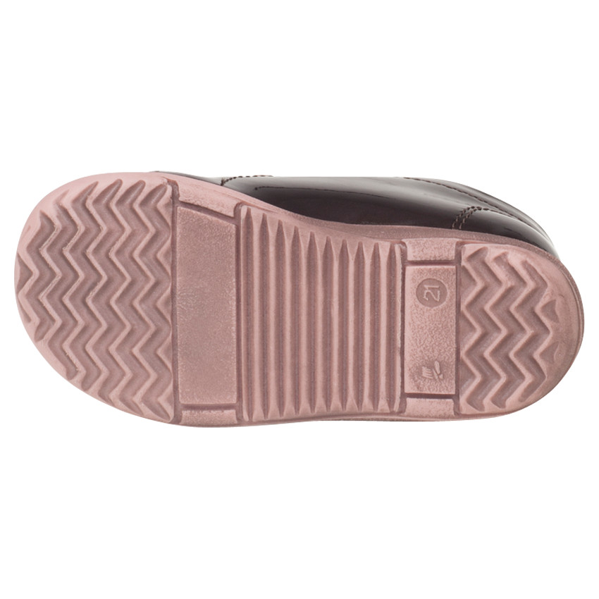 Bottillons en cuir verni avec patch fleur 