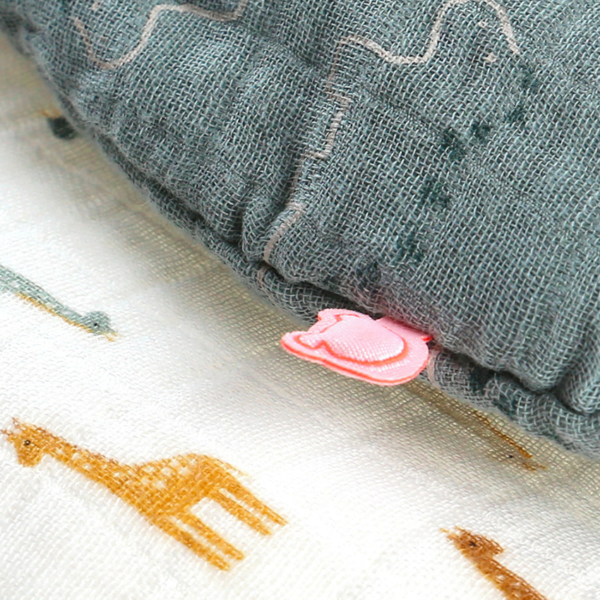 Coussin ergonomique avec 2 housses en coton bio vert/écru 