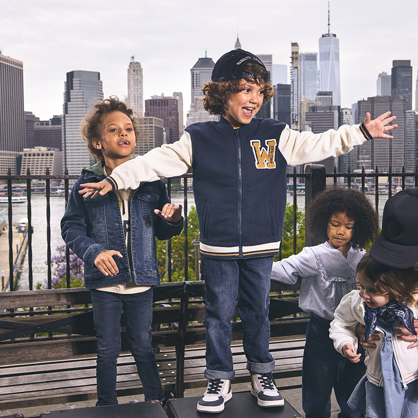 Chemise manches longues en toile avec empiècement volanté pour fille  
