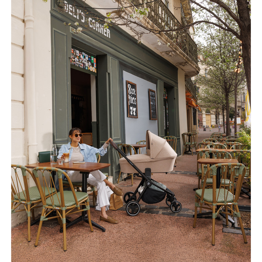 Poussette trio Alba avec nacelle beige/noir 