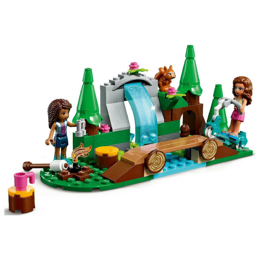 Friends La Cascade dans la Forêt 