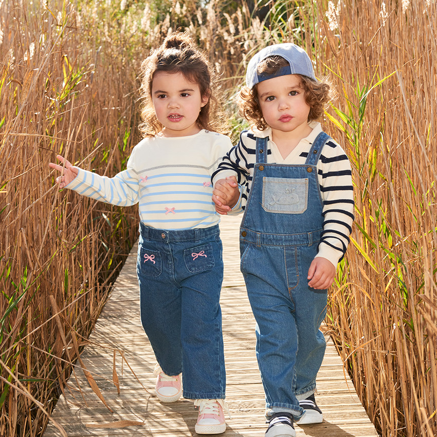 Jean large uni pour bébé fille 