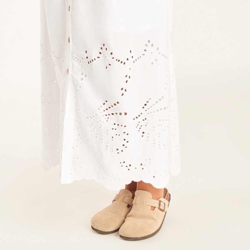 Robe longue en voile et broderie anglaise pour femme enceinte 