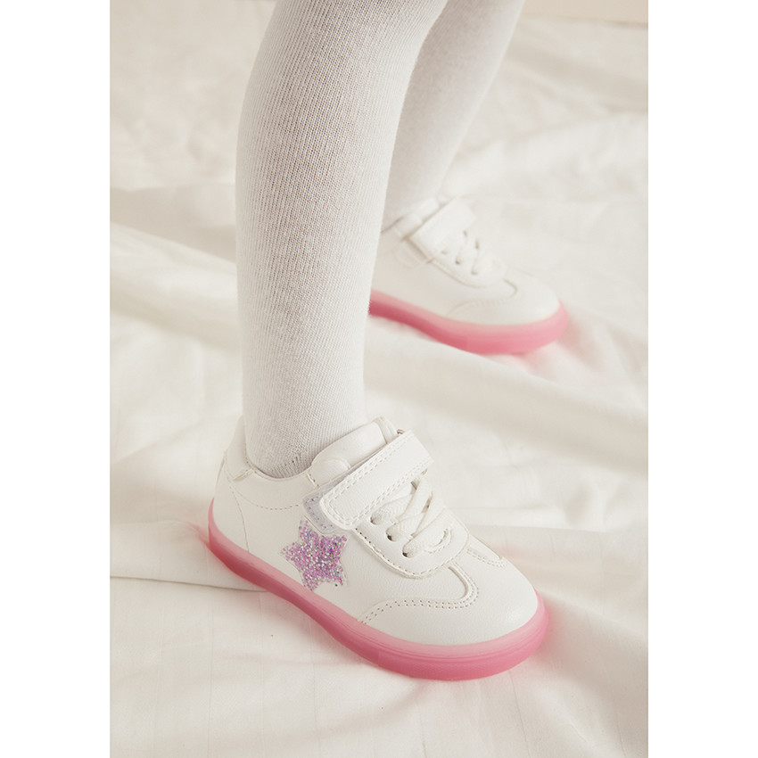 Baskets à lacets et scratchs avec étoiles pailletées pour bébé fille 
