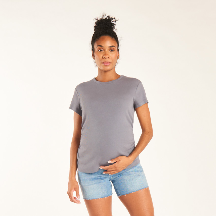 T-shirt manches courtes de grossesse côtelé uni à fronces  