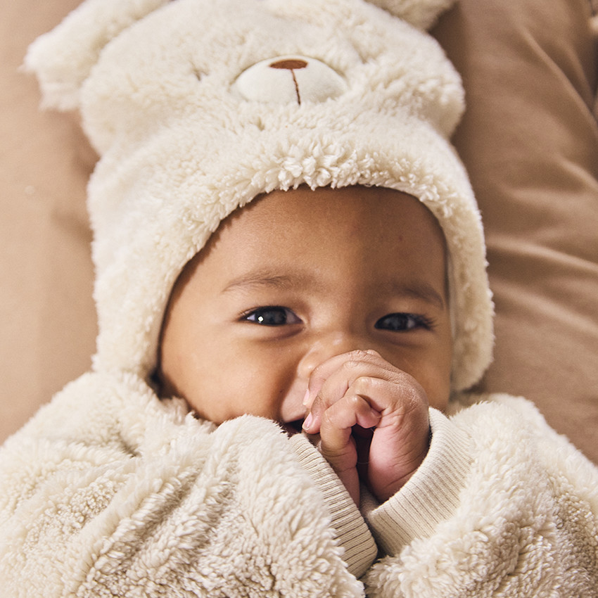 Bonnet ludique ourson en sherpa pour bébé 