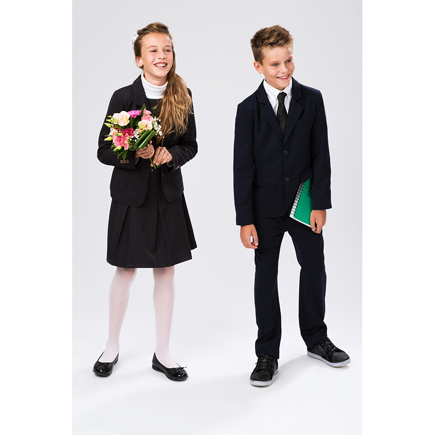 Robe sans manches unie avec jeu de plis 