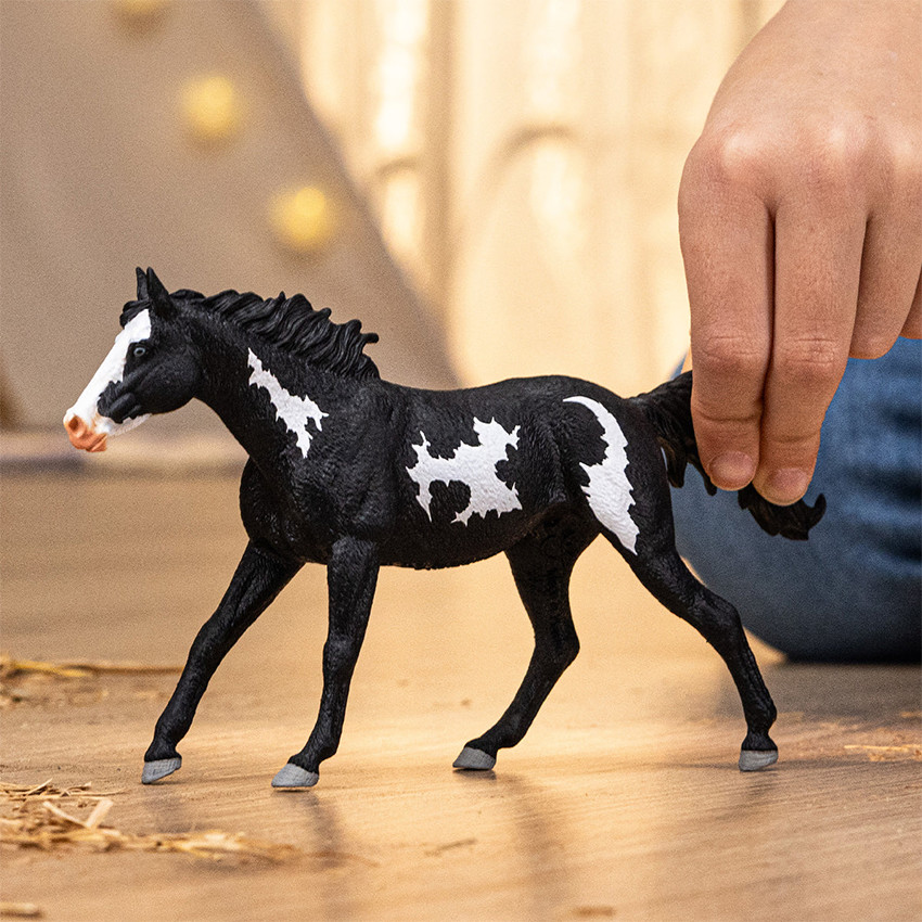 Figurine hongre Paint Horse 