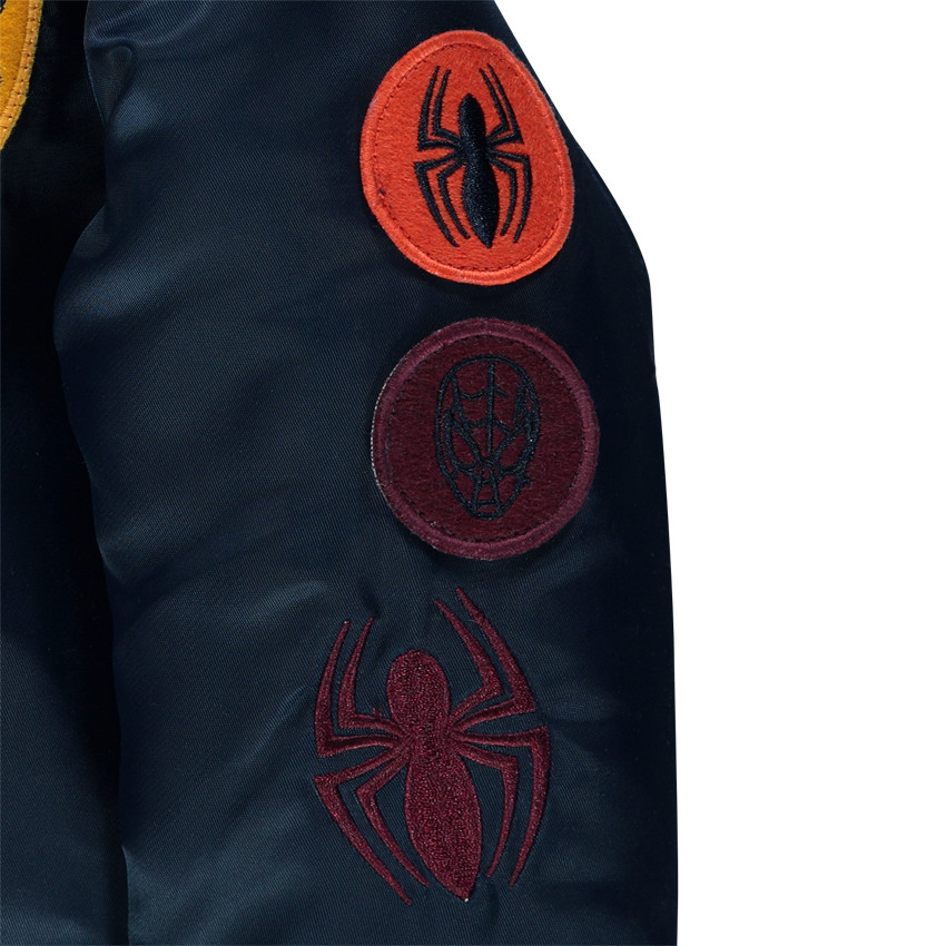 Bombers à capuche Marvel avec badges Spiderman 