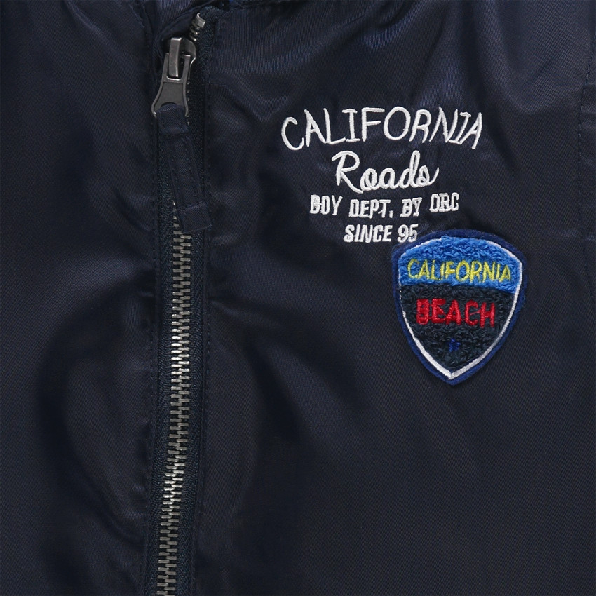 Bombers à capuche intégrée avec badge patché  