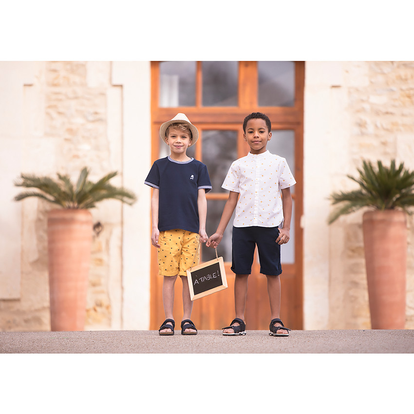 T-shirt manches courtes avec détails rayés pour garçon 