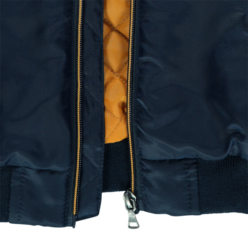 Bombers à capuche Marvel avec badges Spiderman 