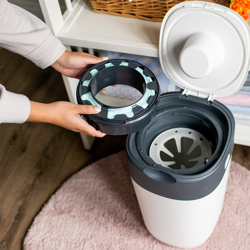 Poubelle à couches + 4 recharges - Twist & Click - Blanc/Gris (Tommee Tippee) - Image 1