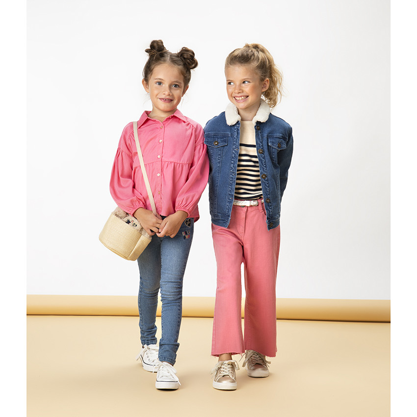 Jean flare uni avec ceinture tressée pour fille 