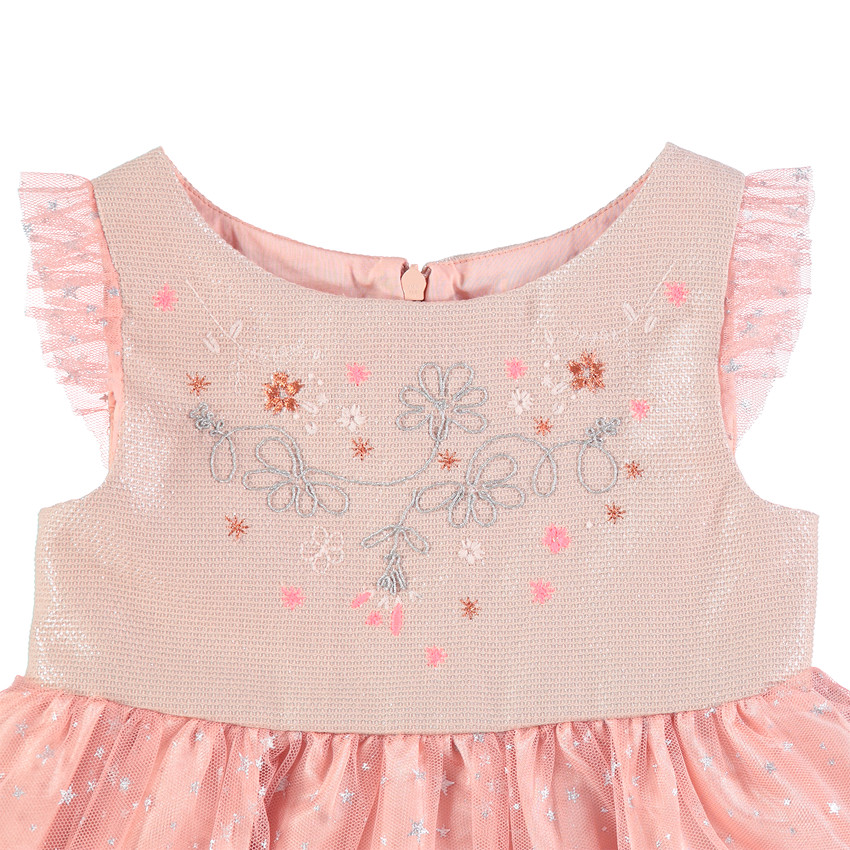 Robe sans manches esprit princesse avec motif floral brodé et tulle 