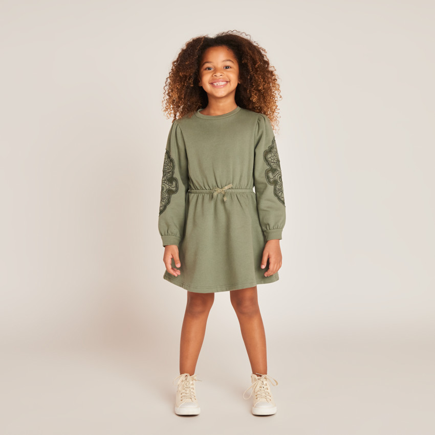 Robe manches longues en molleton brodé pour fille