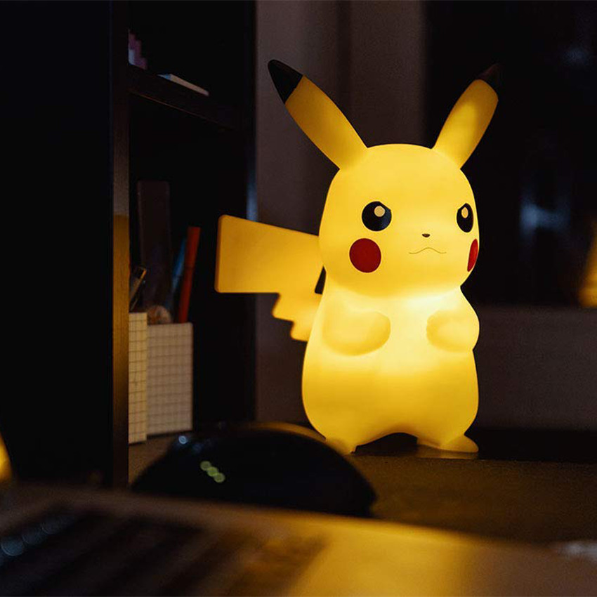 Veilleuse Pikachu de Pokémon énervé 25 cm 